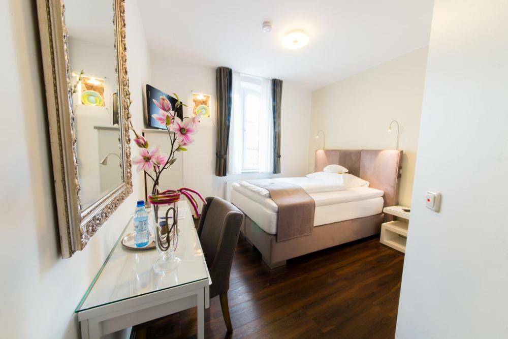 Landhotel Alte Toepferei Дуйсбург Экстерьер фото